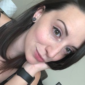 Meet your Posher, Brianna